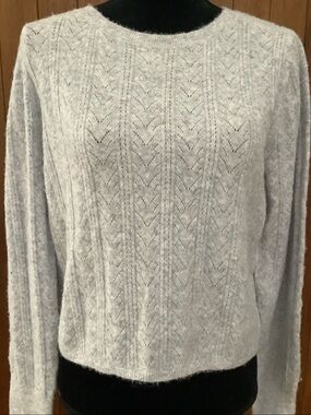 Jessica Simpson Light Gray Cable Knit Crew Sweater